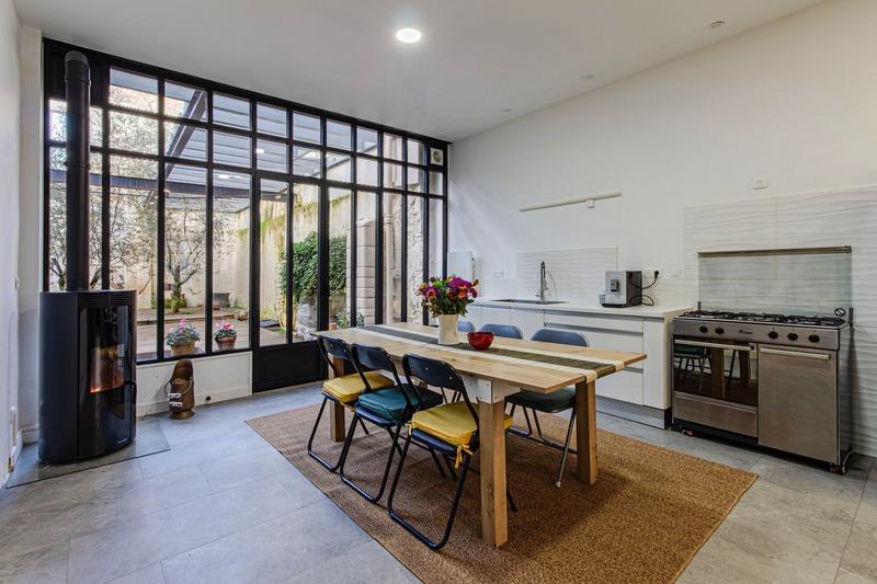 Maison de ville - 219 m² - 8 pièces