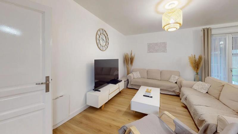 Maison - 132 m² - 6 pièces