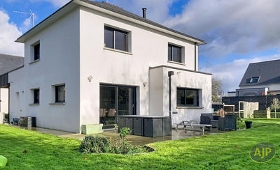 Maison - 114 m² - 5 pièces