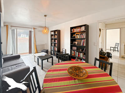 Appartement - 70 m² - 4 pièces