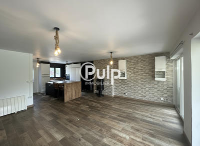 Maison - 100 m² - 6 pièces