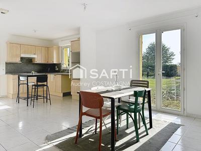 Maison - 90 m² - 4 pièces