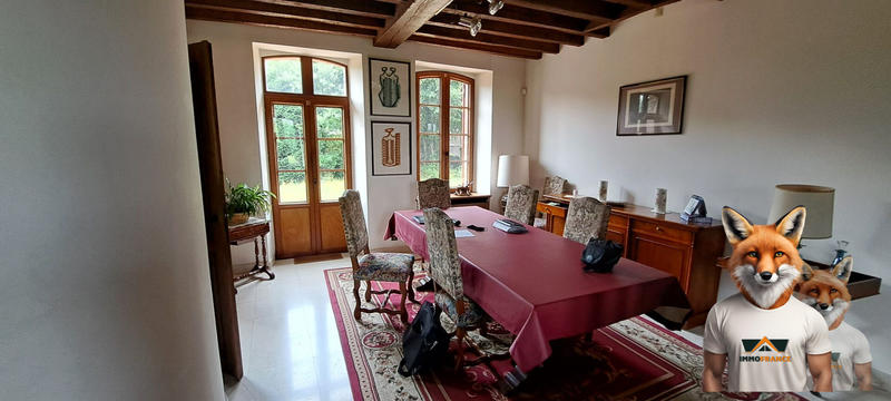 Maison - 230 m² - 7 pièces