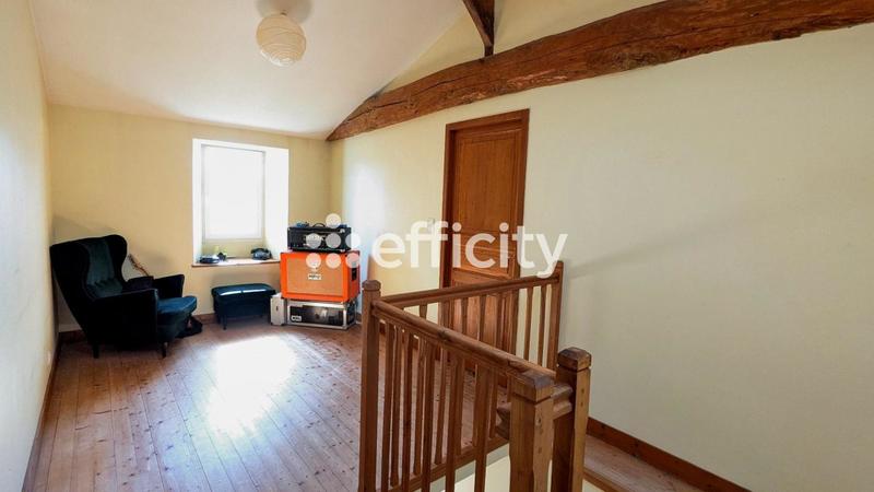 Maison - 210 m² - 5 pièces