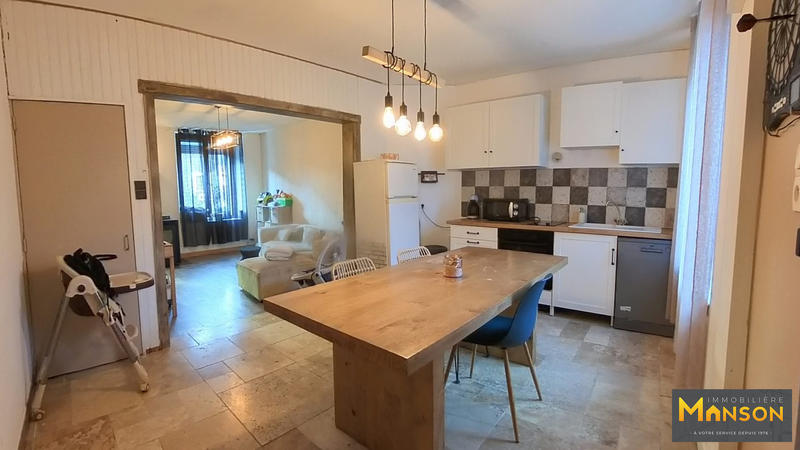 Maison - 95 m² - 5 pièces