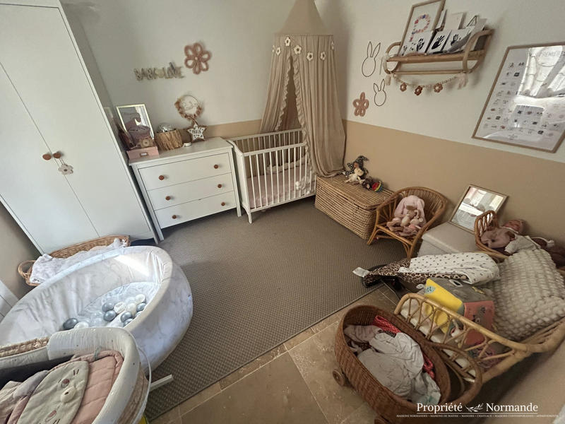 Maison - 215 m² - 8 pièces