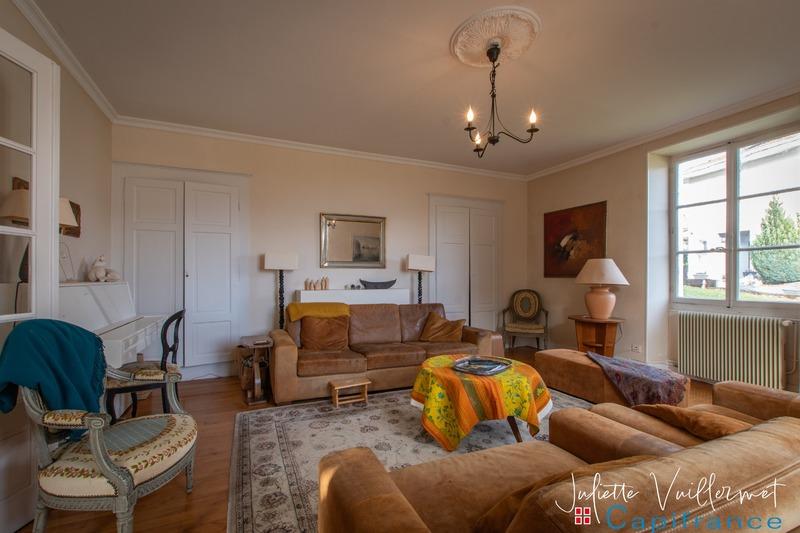 Maison bourgeoise - 393 m² - 10 pièces