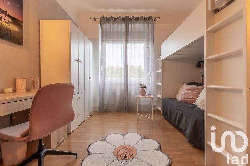 Appartement - 89 m² - 5 pièces