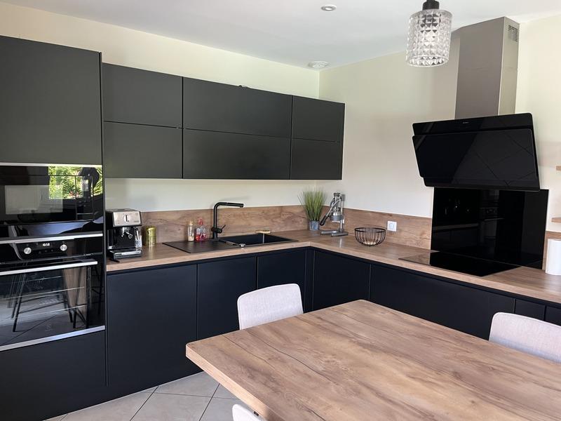 Maison - 172 m² - 7 pièces