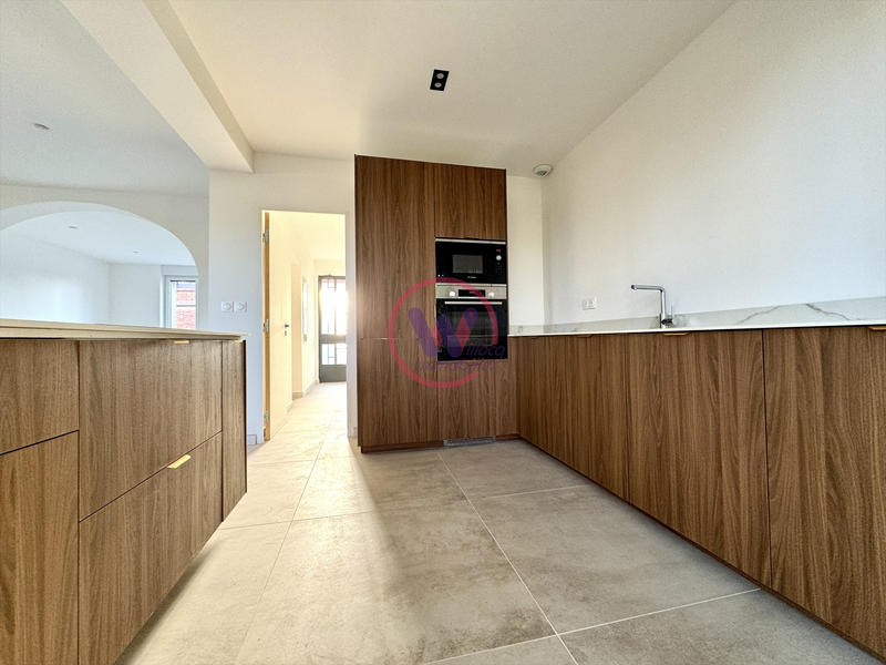 Maison - 163 m² - 10 pièces