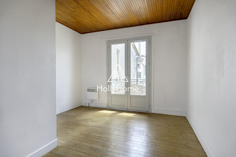 Maison - 290 m² - 8 pièces