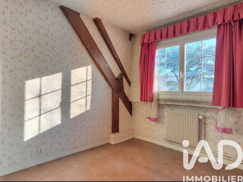 Maison - 200 m² - 8 pièces