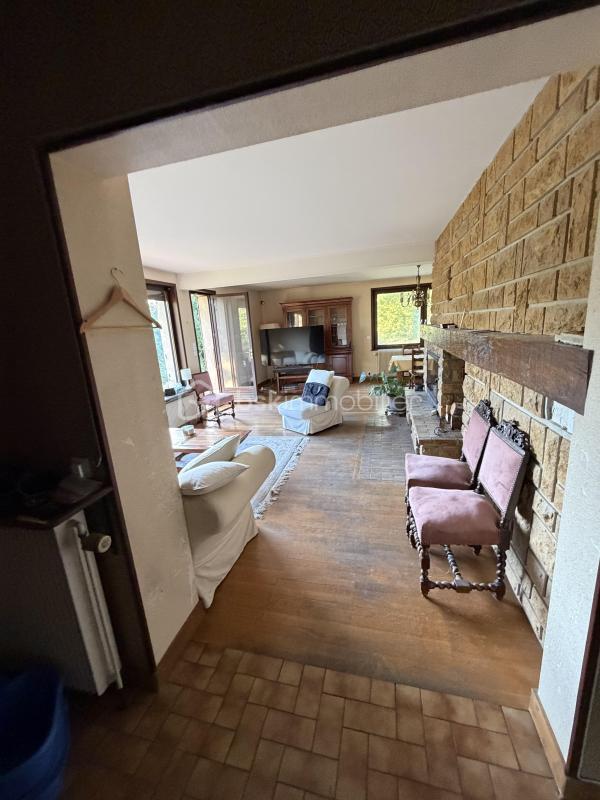 Maison - 167 m² - 6 pièces