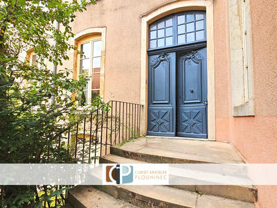 Appartement - 190 m² - 7 pièces