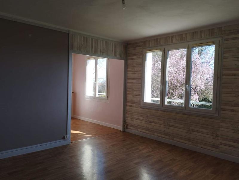 Appartement - 80 m² - 4 pièces