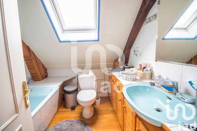 Maison - 163 m² - 8 pièces