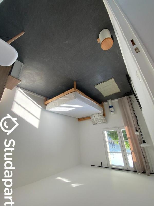 Chambre - 10 m² - 1 pièce