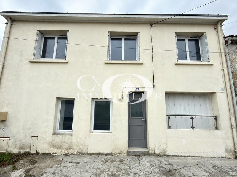 Maison - 100 m² - 4 pièces