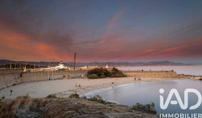 Appartement - 67 m² - 2 pièces