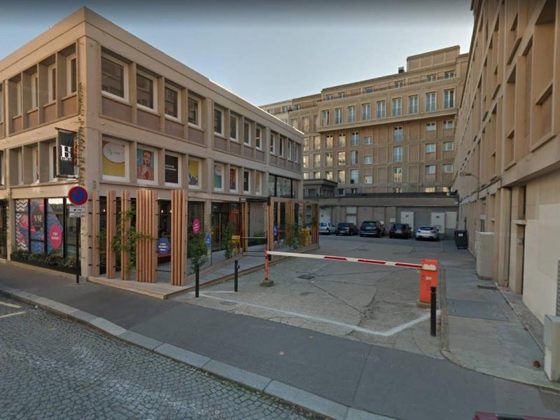 Parking / Garage - 1 m²