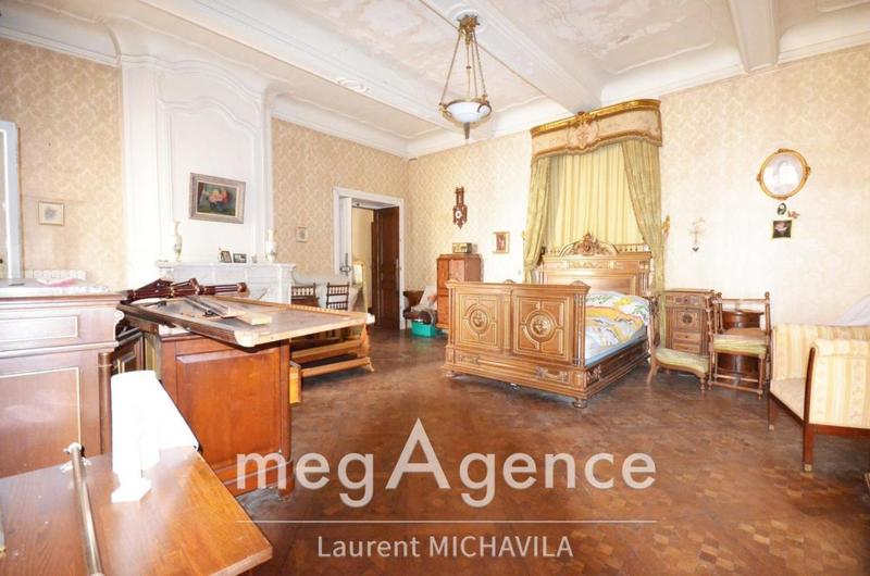 Maison de campagne - 300 m² - 13 pièces