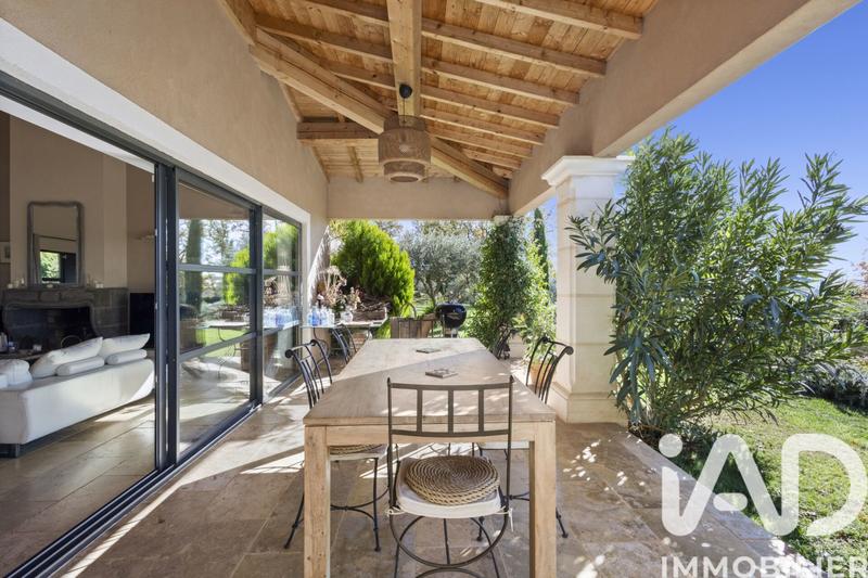 Maison de maîtres - 261 m² - 6 pièces