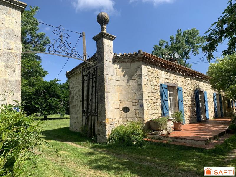 Château - 624 m² - 20 pièces