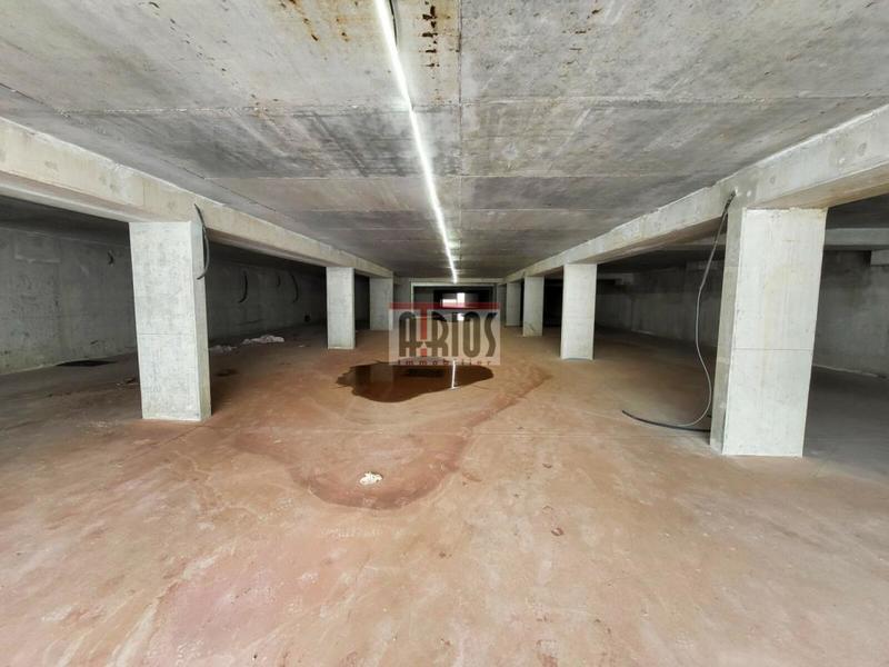 Entrepôt - 1 170 m²