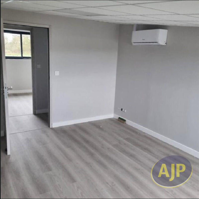 Local d'activité / Entrepôt - 200 m²