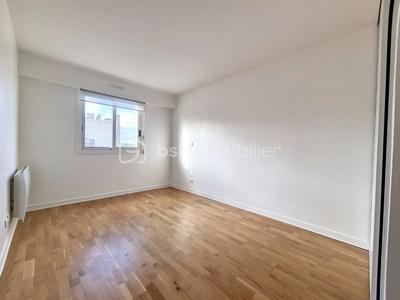 Appartement - 75 m² - 4 pièces