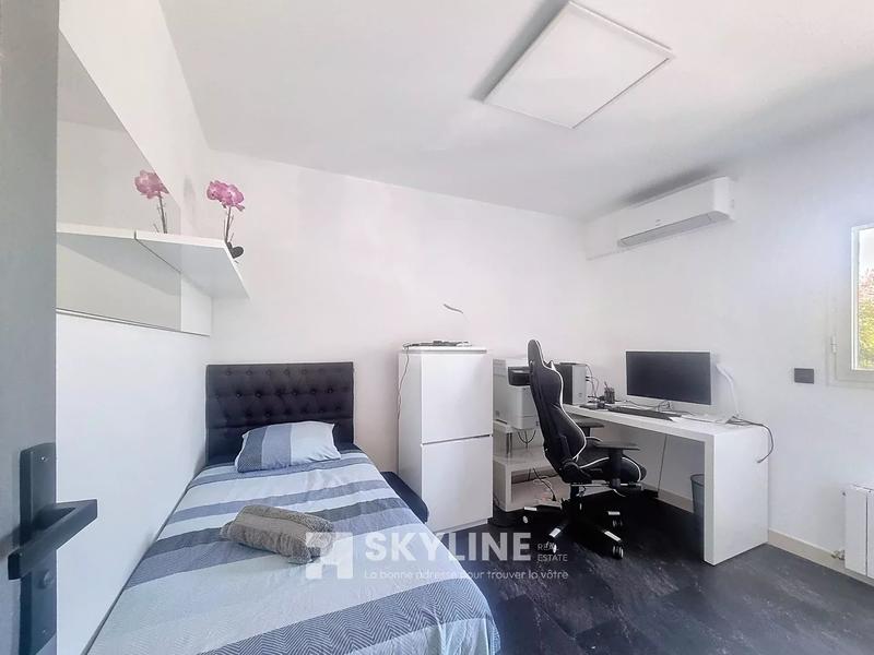 Villa - 210 m² - 8 pièces