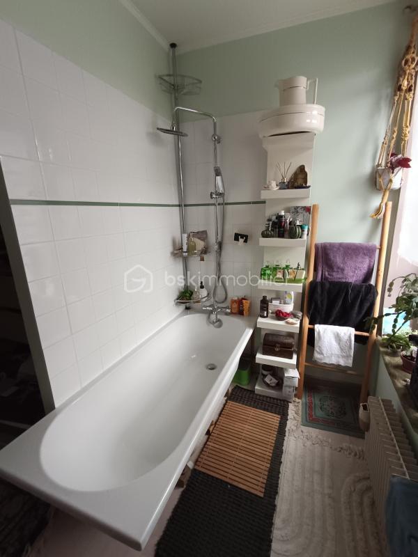 Immeuble - 134 m² - 6 pièces