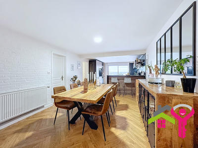 Maison - 141 m² - 5 pièces