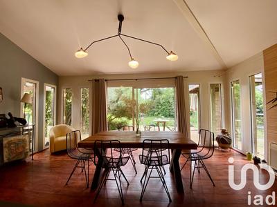 Maison - 245 m² - 7 pièces