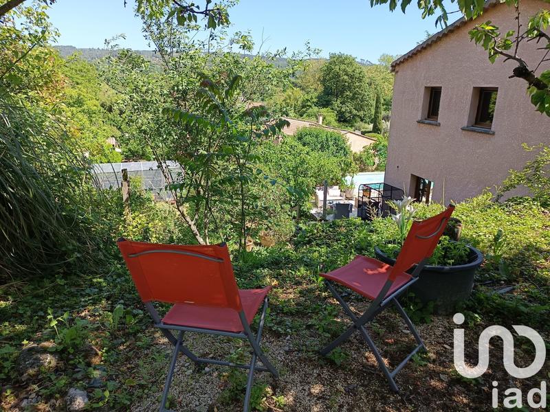 Maison - 182 m² - 8 pièces