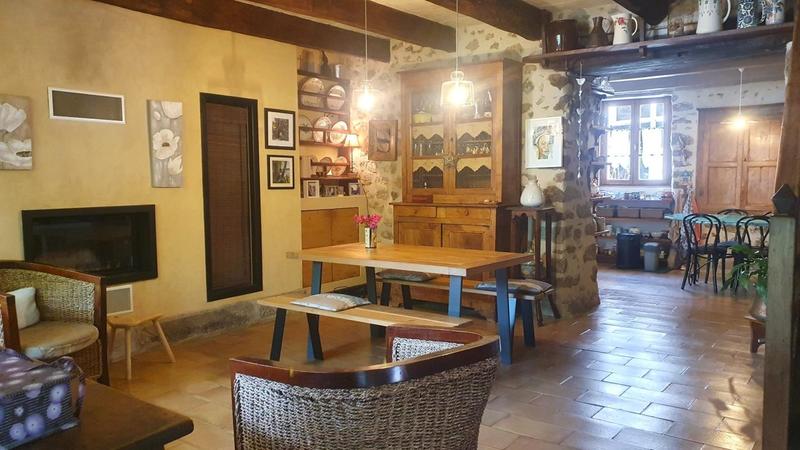 Corps de ferme - 259 m² - 10 pièces