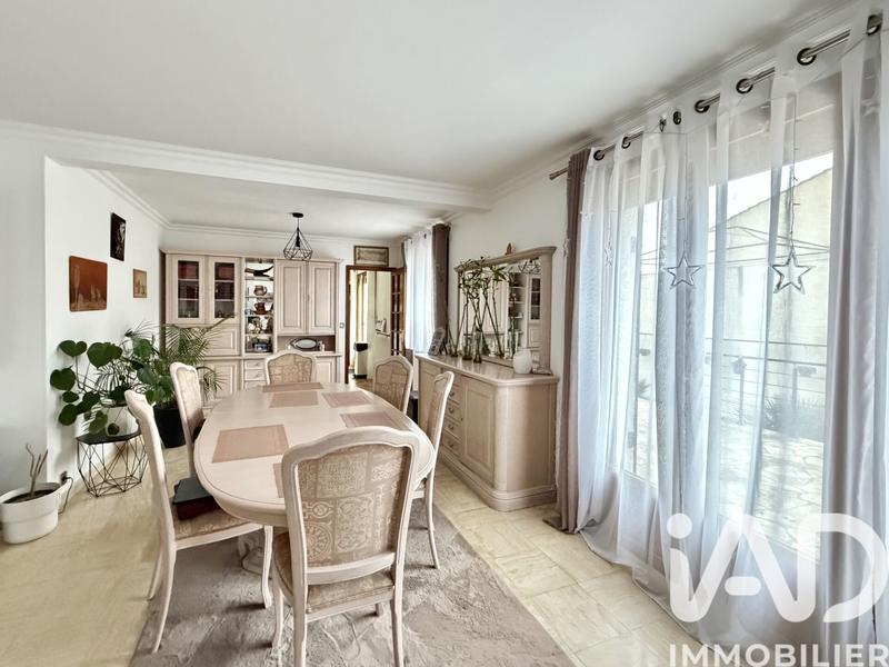 Maison - 136 m² - 6 pièces