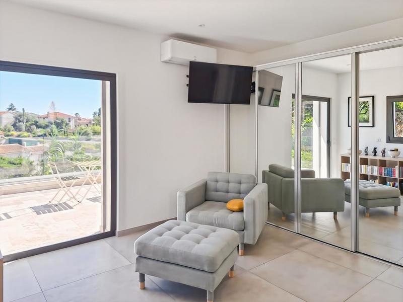 Villa - 104 m² - 4 pièces