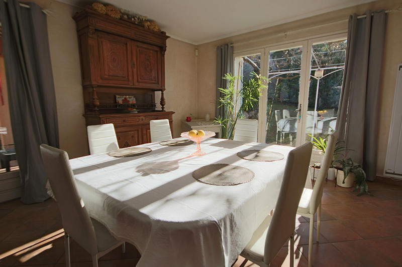 Maison - 170 m² - 5 pièces