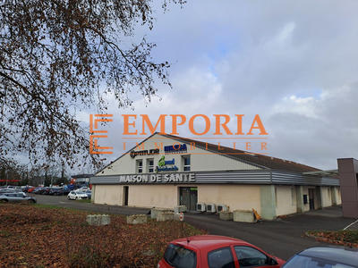 Local commercial - 74 m² - 3 pièces