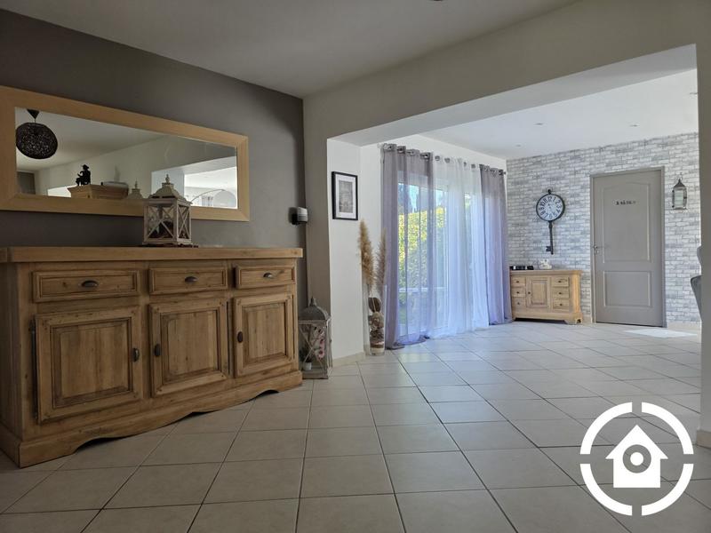 Maison - 140 m² - 6 pièces