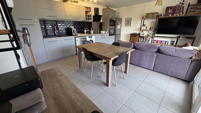 Appartement - 60 m² - 3 pièces