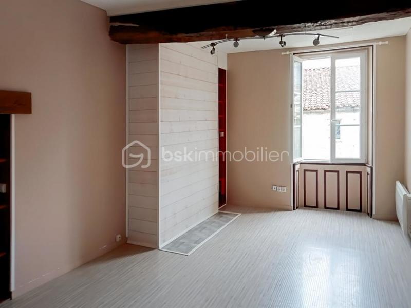 Maison en pierre - 175 m² - 6 pièces