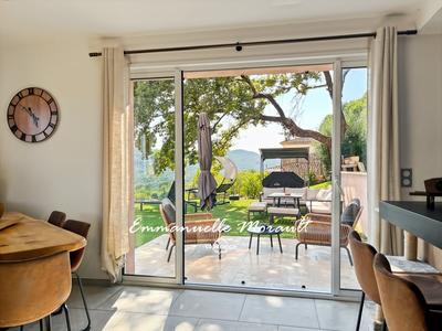 Maison - 109 m² - 5 pièces