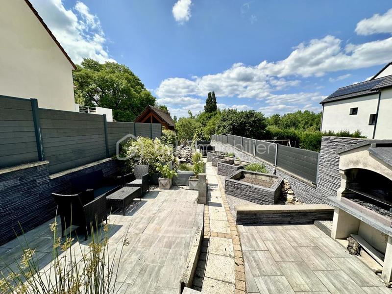 Maison - 150 m² - 6 pièces