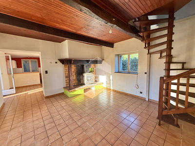 Maison - 96 m² - 4 pièces