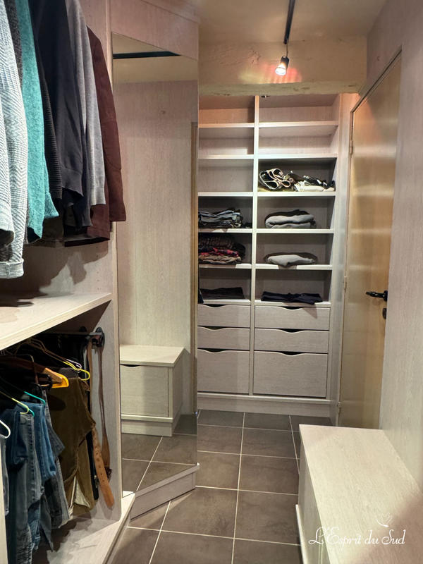 Maison - 330 m² - 9 pièces