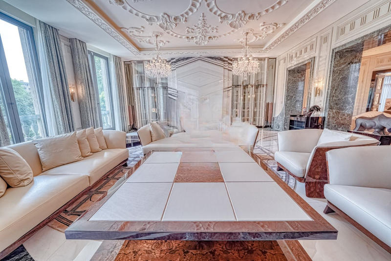 Appartement - 572 m² - 8 pièces