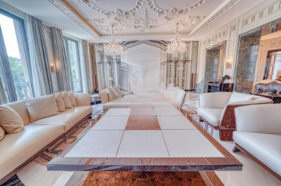 Appartement - 572 m² - 8 pièces