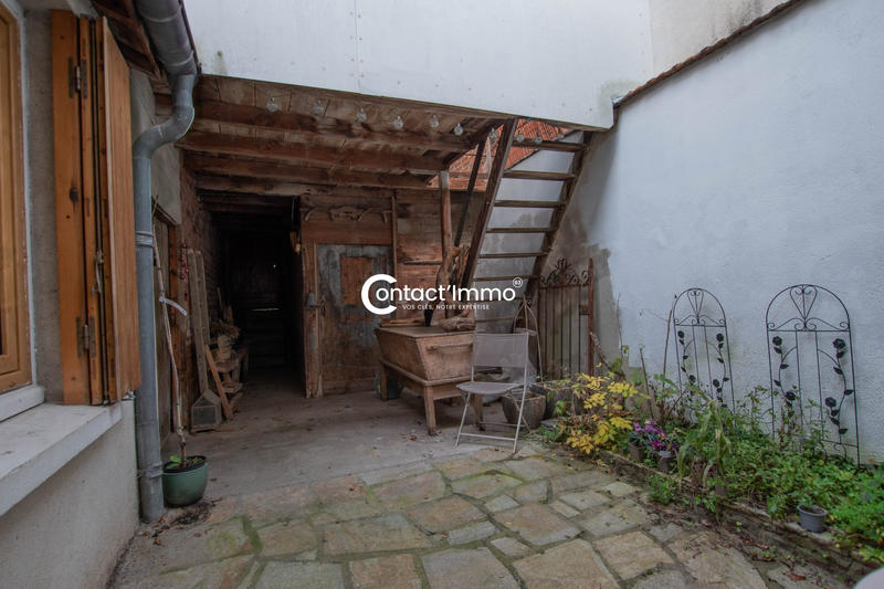 Maison - 141 m² - 7 pièces